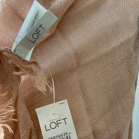 Loft Scarf - Picture 8 of 8